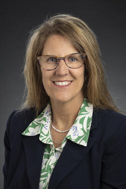 photo of the vice provost and chief administrative officer